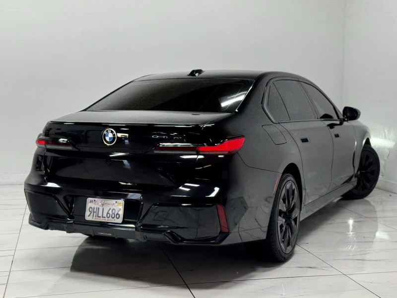 BMW 740 FULL+ + + , снимка 6 - Автомобили и джипове - 53506623