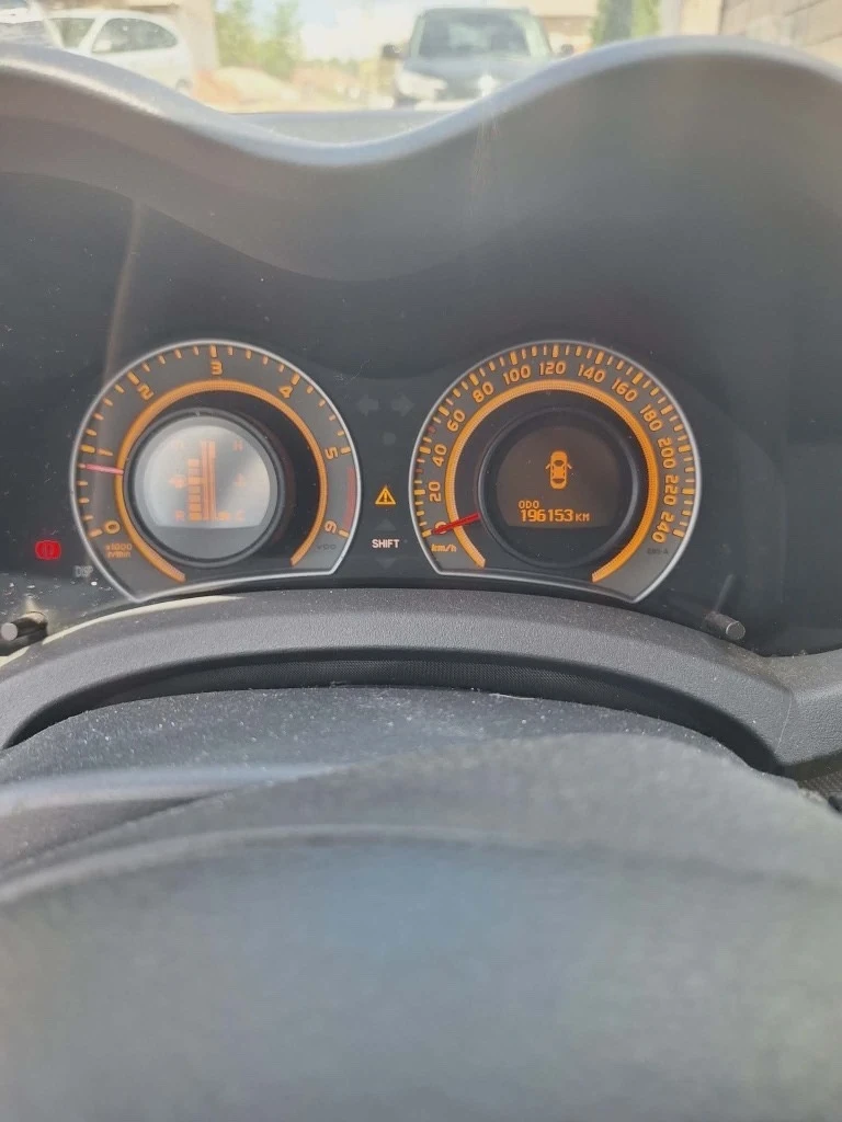 Toyota Auris, снимка 9 - Автомобили и джипове - 54725336