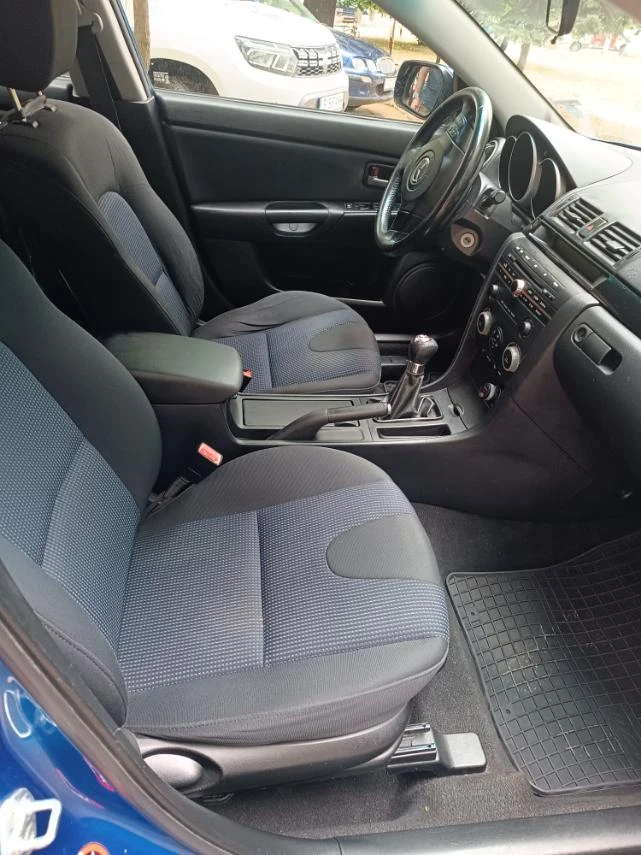 Mazda 3, снимка 5 - Автомобили и джипове - 55147854