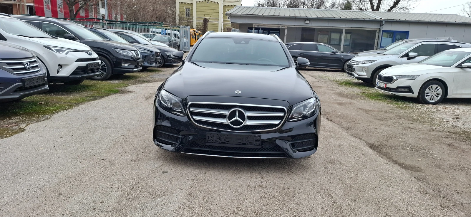 Mercedes-Benz E 300 AMG LINE     ПЪЛНА СЕРВИЗНА ИСТОРИЯ ШВЕЙ - изображение 8