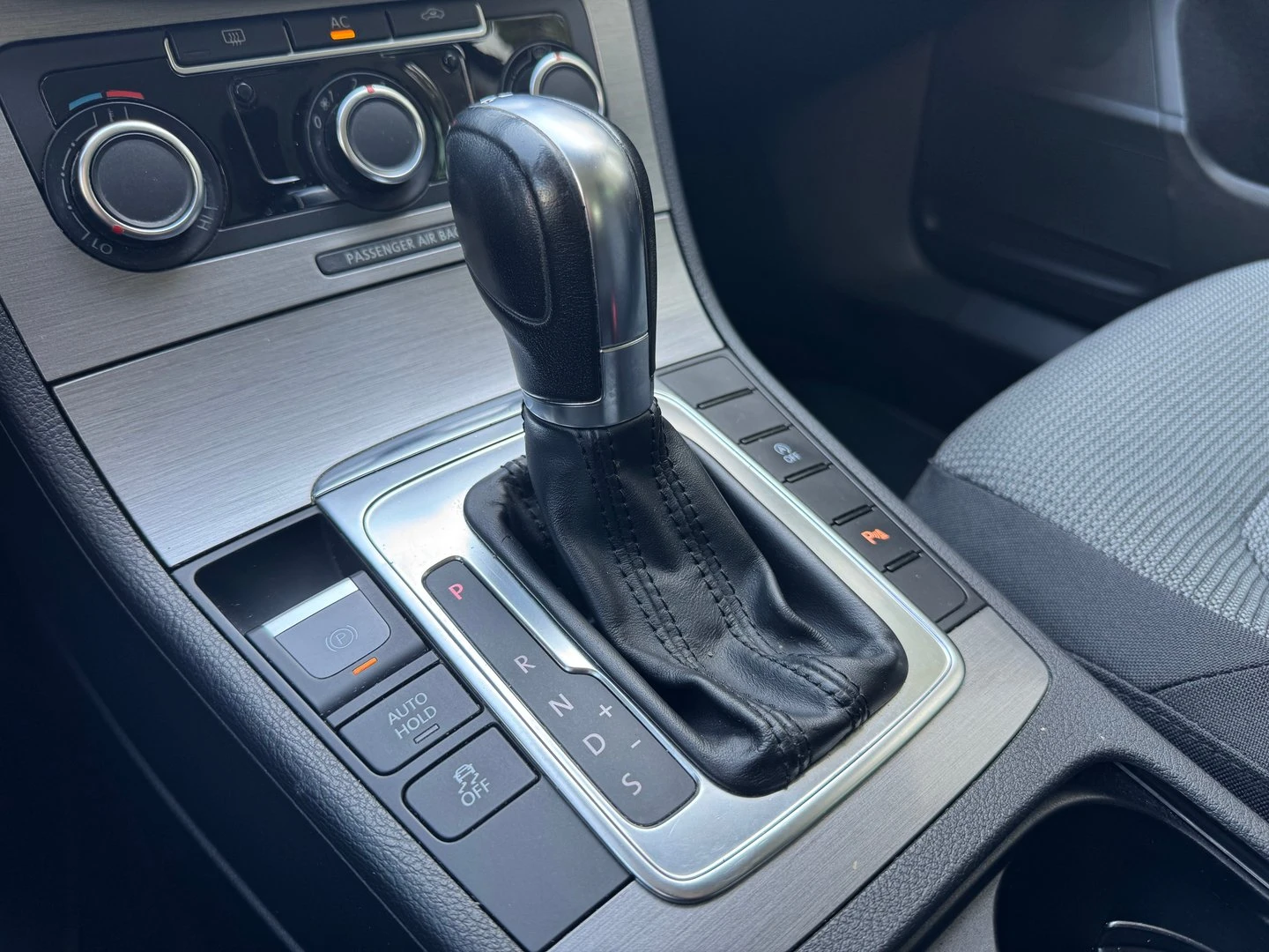 VW Passat Comfortline 2.0TDI BMT | Mobile.bg � ����������� 11