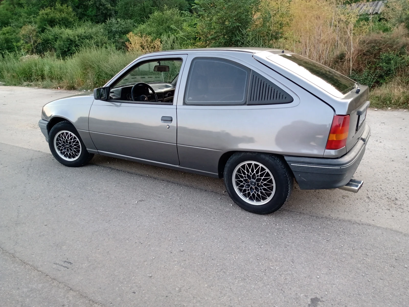 Opel Kadett E 1.4i 60кс - изображение 3