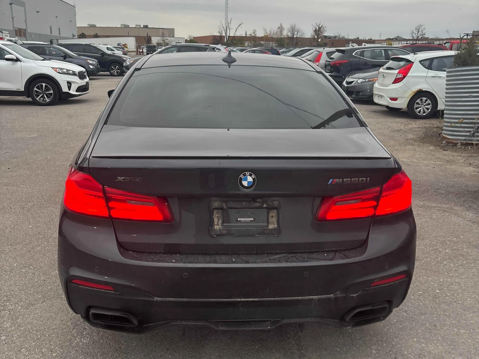 BMW 550 M550i xDrive * CARFAX *    | Mobile.bg   5