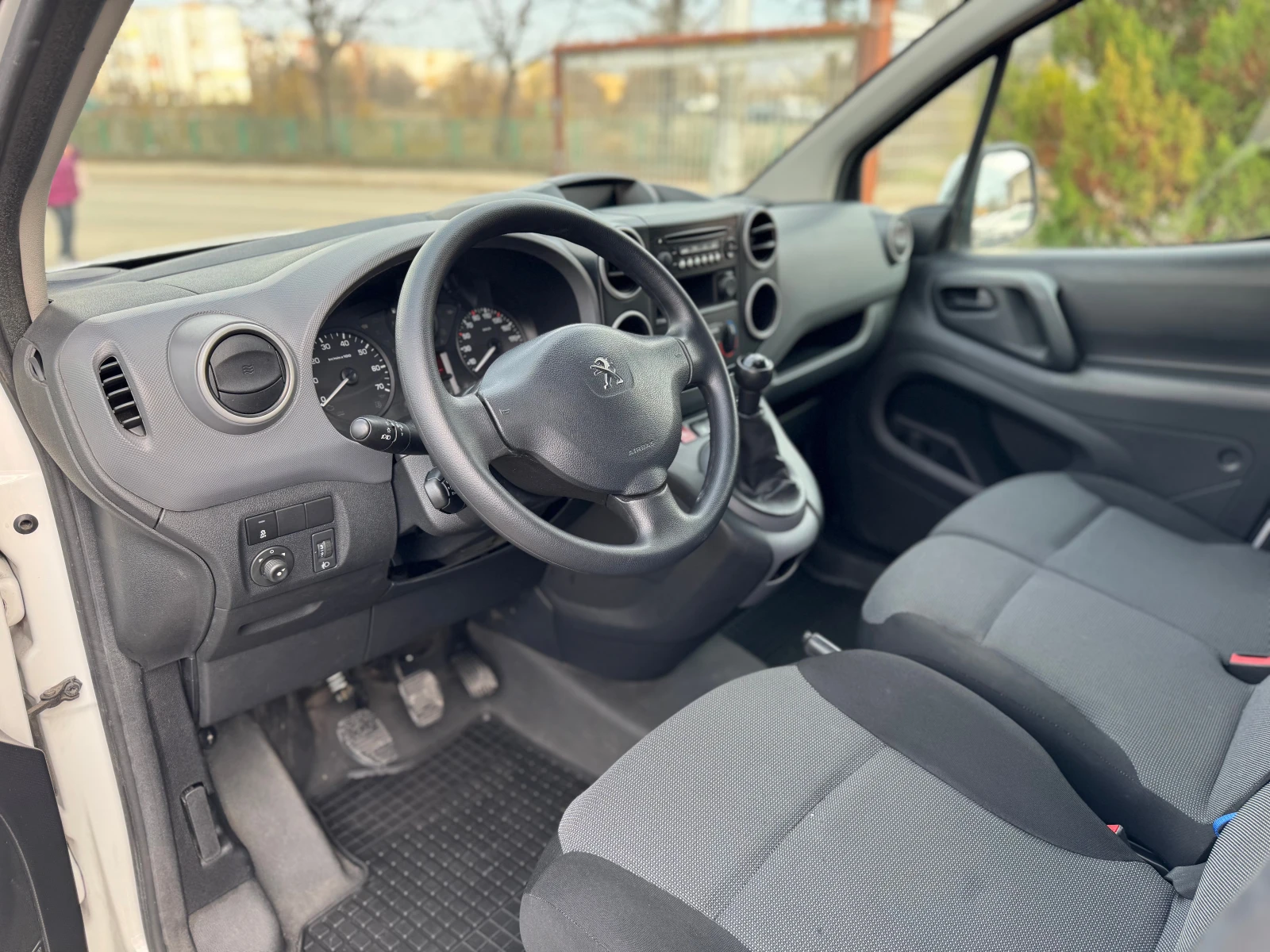 Peugeot Partner 1.6HDI KLIMATIK - изображение 7