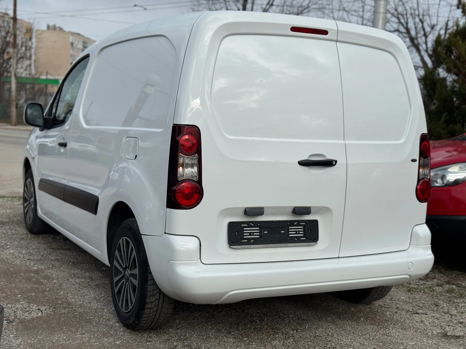 Peugeot Partner 1.6HDI KLIMATIK - изображение 5