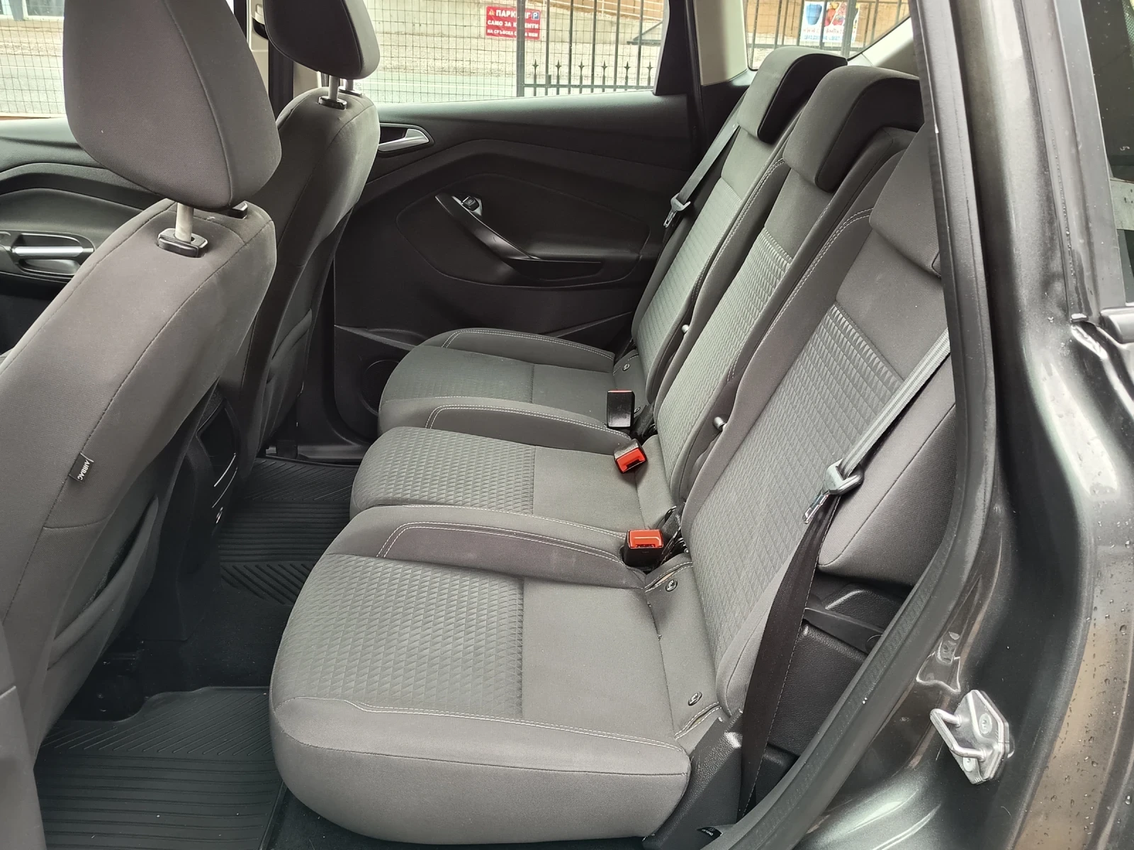 Ford C-max 1.0i | Mobile.bg � ����������� 10