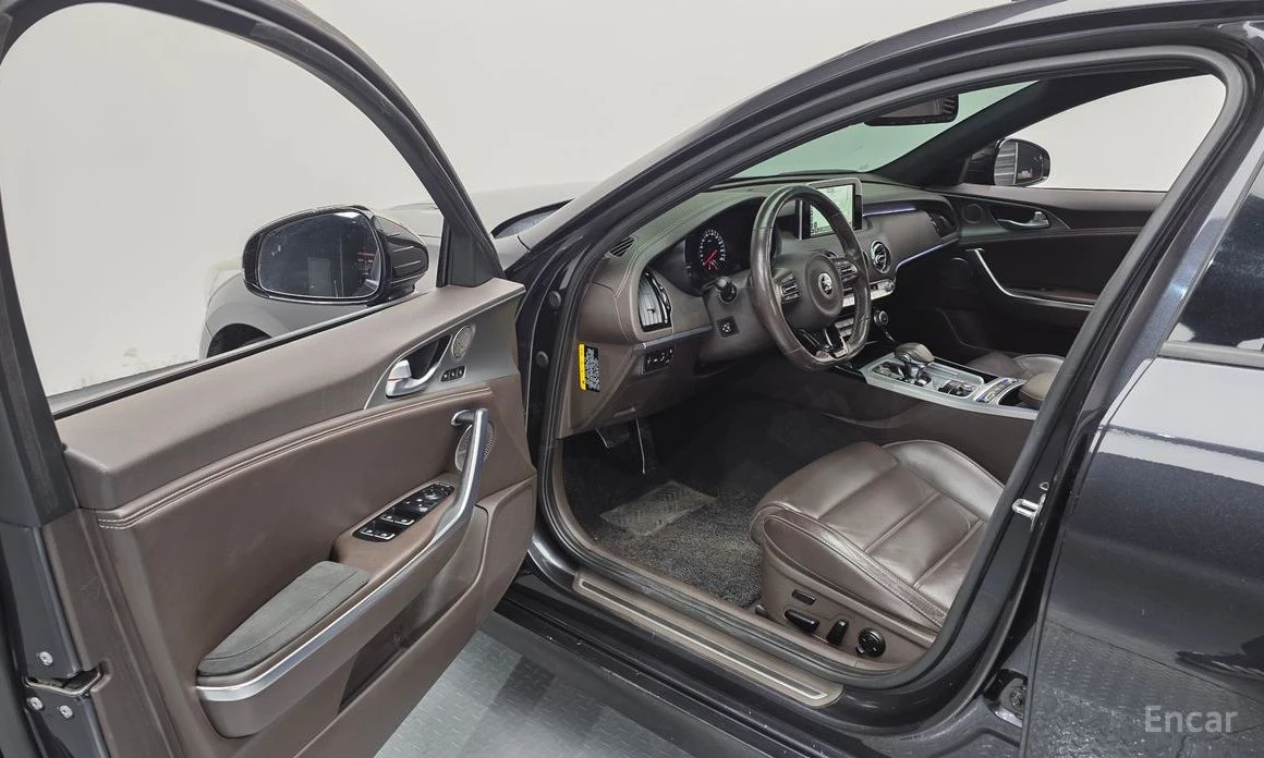 Kia Stinger * 3.3T* AWD* GT* FULL* , снимка 10 - Автомобили и джипове - 54017809