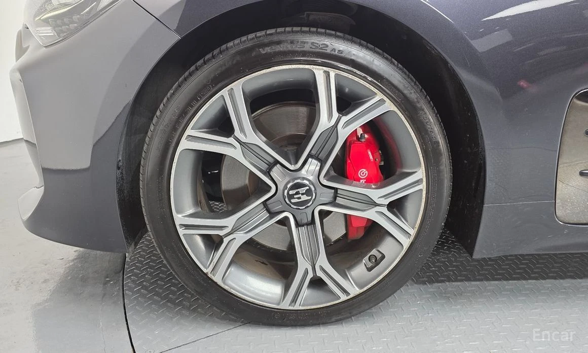Kia Stinger * 3.3T* AWD* GT* FULL* , снимка 5 - Автомобили и джипове - 54017809