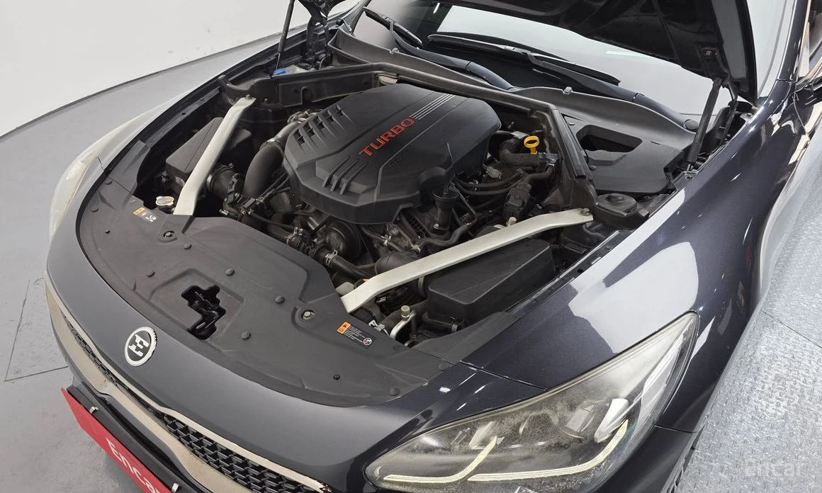 Kia Stinger * 3.3T* AWD* GT* FULL* , снимка 6 - Автомобили и джипове - 54017809