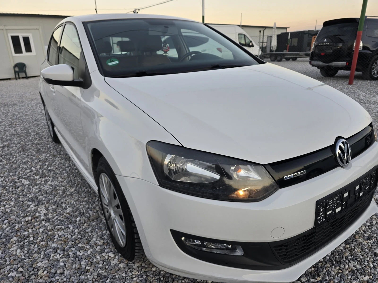 VW Polo, снимка 11 - Автомобили и джипове - 54025752