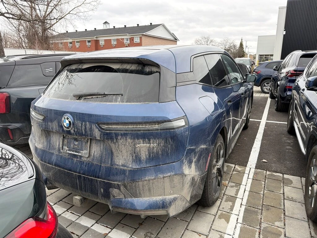 BMW iX xDrive50 CARFAX, снимка 4 - Автомобили и джипове - 54207247