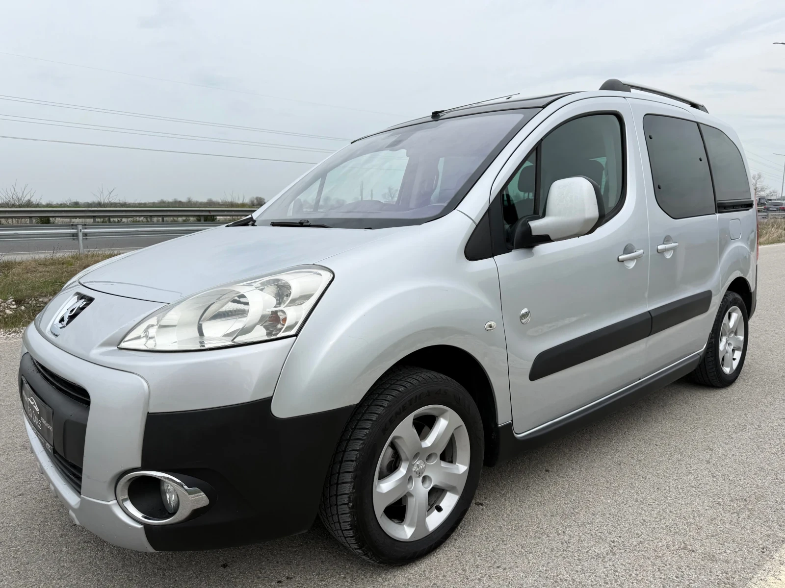 Peugeot Partner 1.6 HDI / TEPEE / CLIMATRONIC / PANORAMA / ITALY | Mobile.bg � ����������� 3