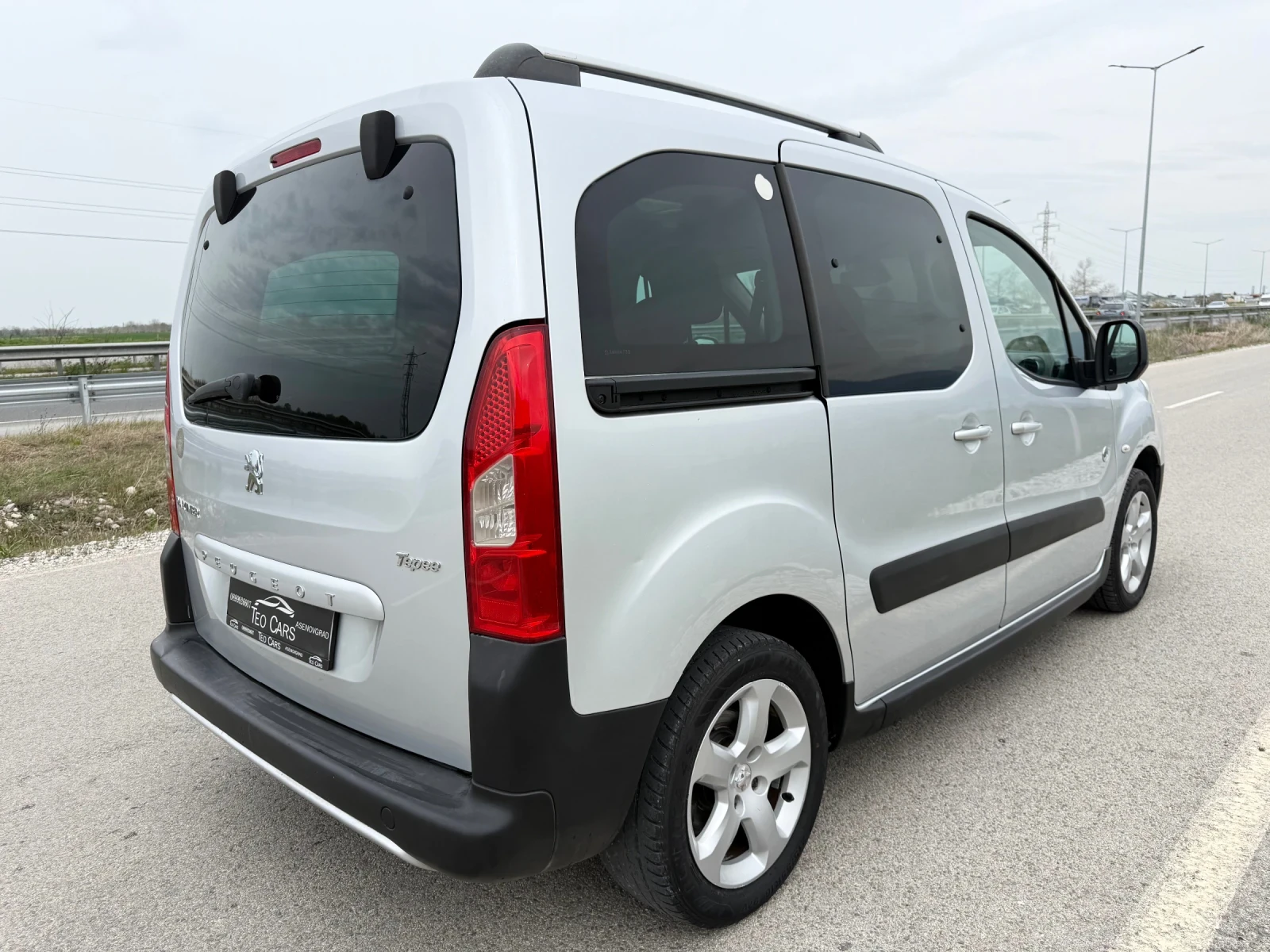 Peugeot Partner 1.6 HDI / TEPEE / CLIMATRONIC / PANORAMA / ITALY | Mobile.bg � ����������� 7