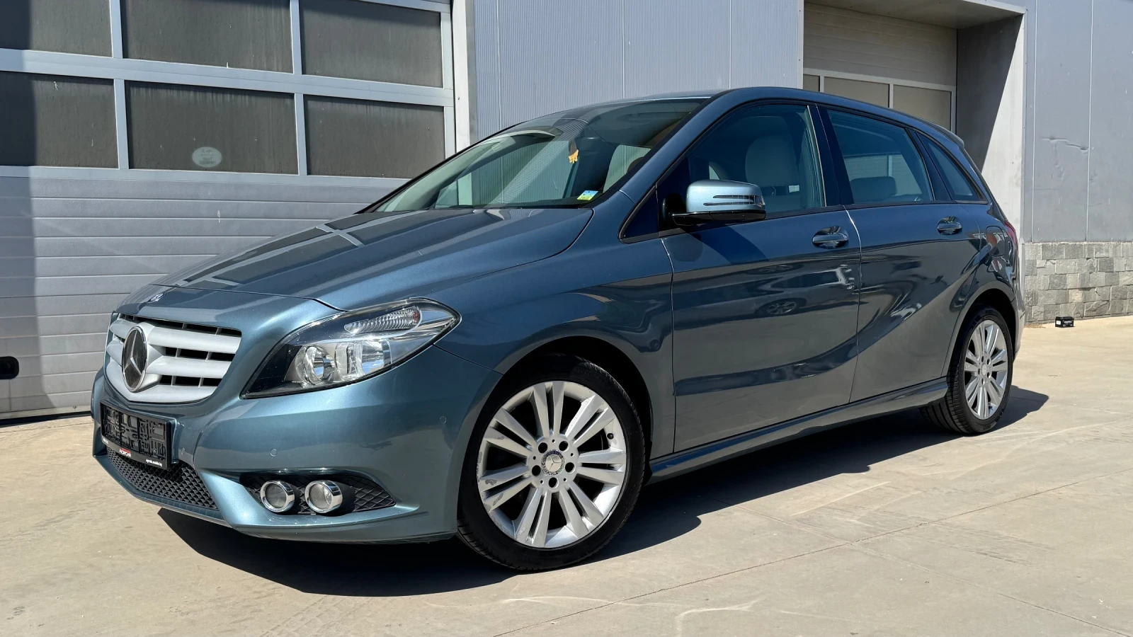 Mercedes-Benz B 180 1.6 I Executive  | Mobile.bg � ����������� 3