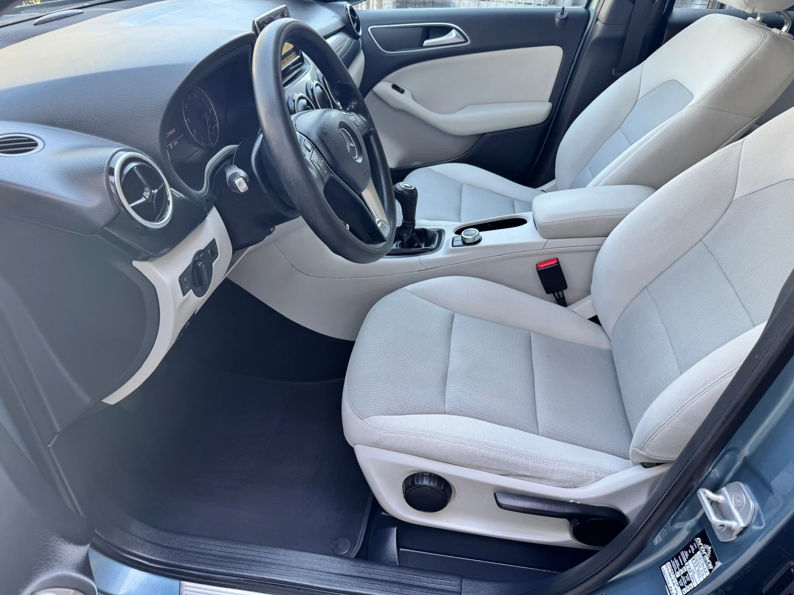 Mercedes-Benz B 180 1.6 I Executive  | Mobile.bg � ����������� 11