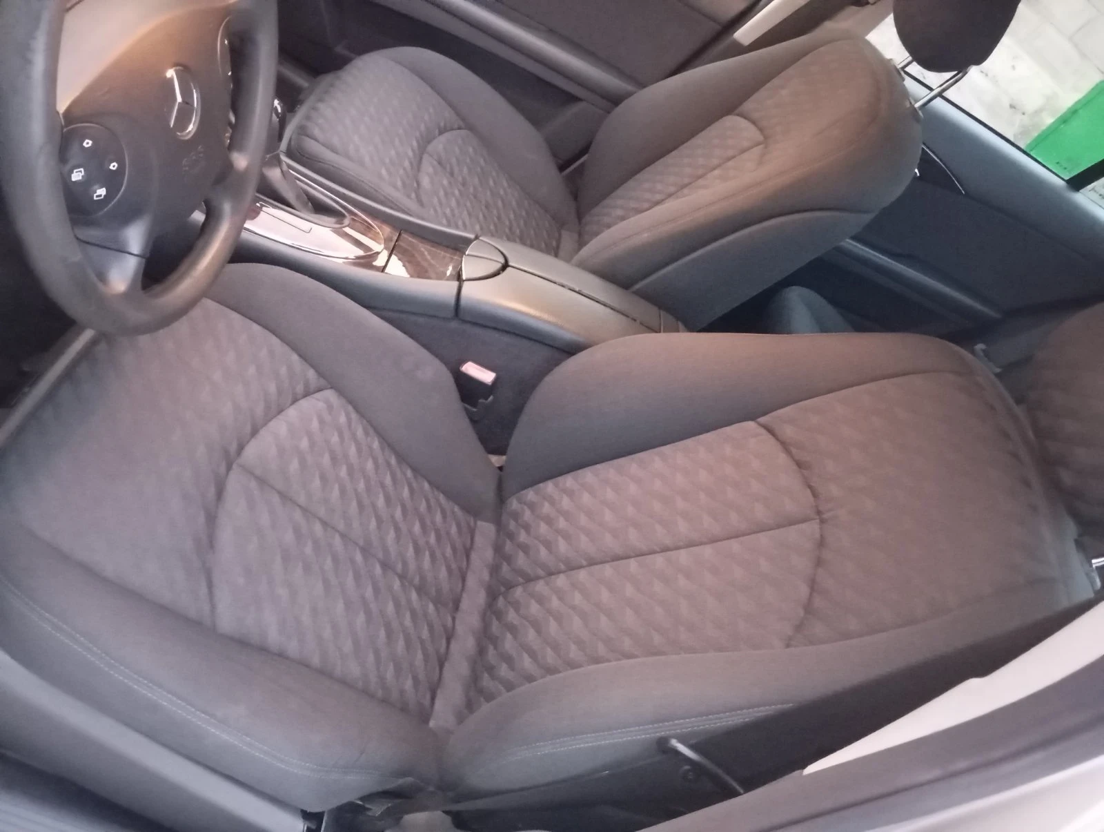 Mercedes-Benz E 200 200cdi.avtomatik.klim., снимка 11 - Автомобили и джипове - 56011499
