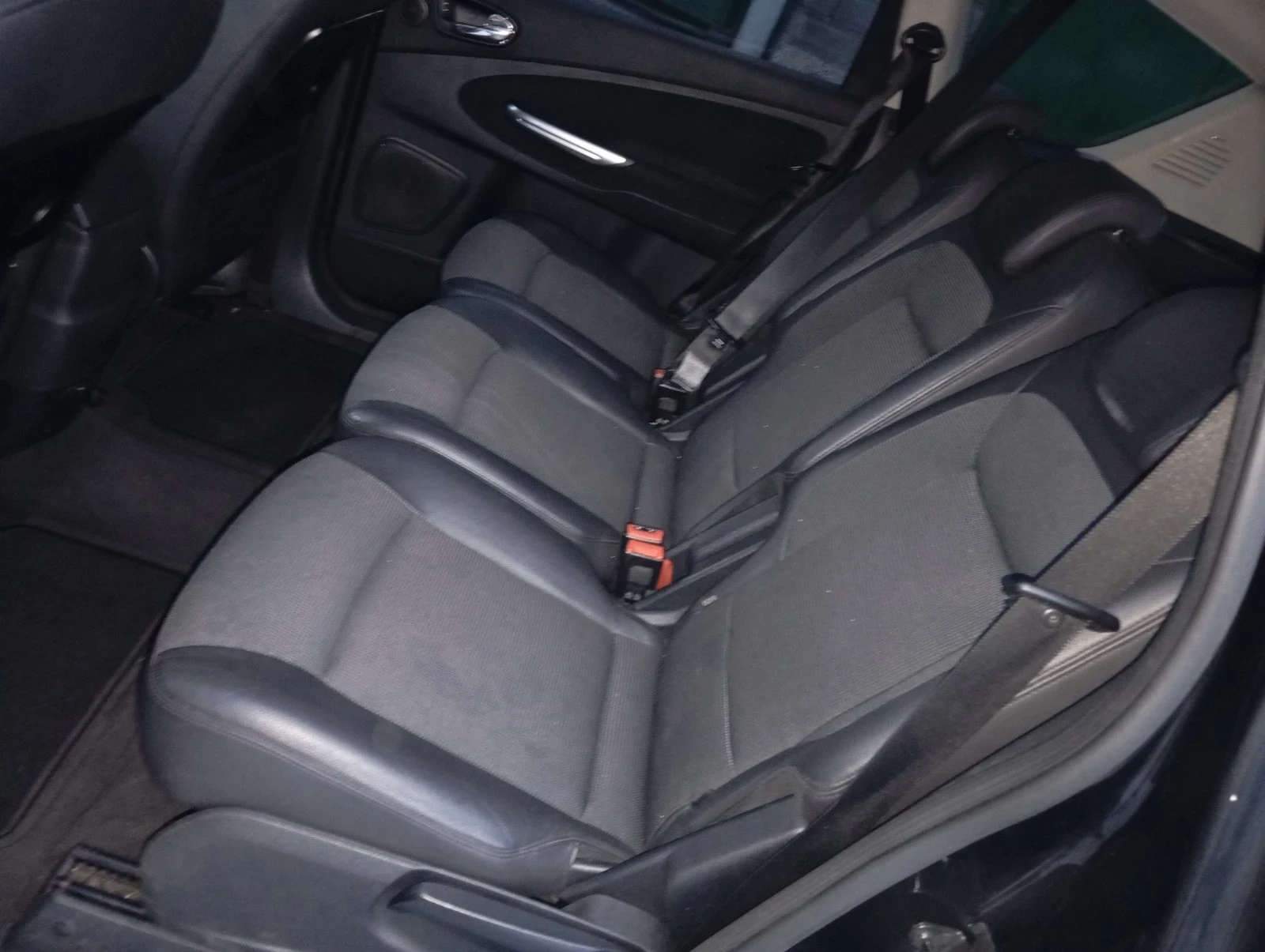 Ford S-Max 2.0tdci.navi.koja.klima., снимка 11 - Автомобили и джипове - 56011499
