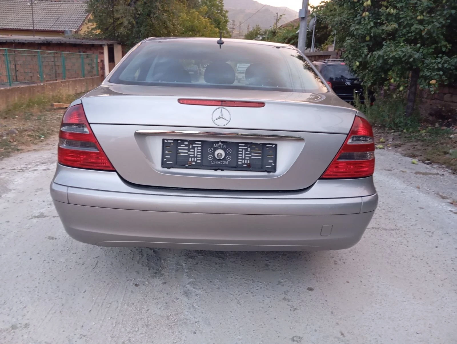 Mercedes-Benz E 200 200cdi.avtomatik.klim., снимка 7 - Автомобили и джипове - 56011499