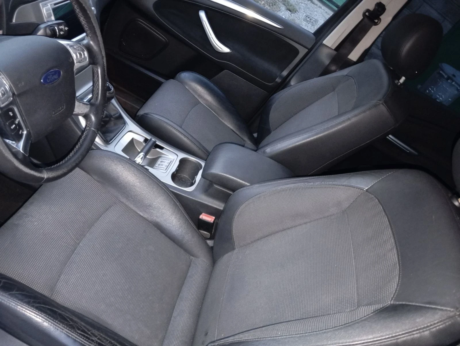 Ford S-Max 2.0tdci.navi.koja.klima., снимка 10 - Автомобили и джипове - 56011499