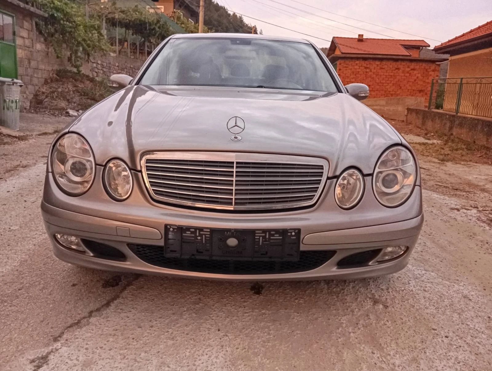 Mercedes-Benz E 200 200cdi.avtomatik.klim., снимка 2 - Автомобили и джипове - 56011499