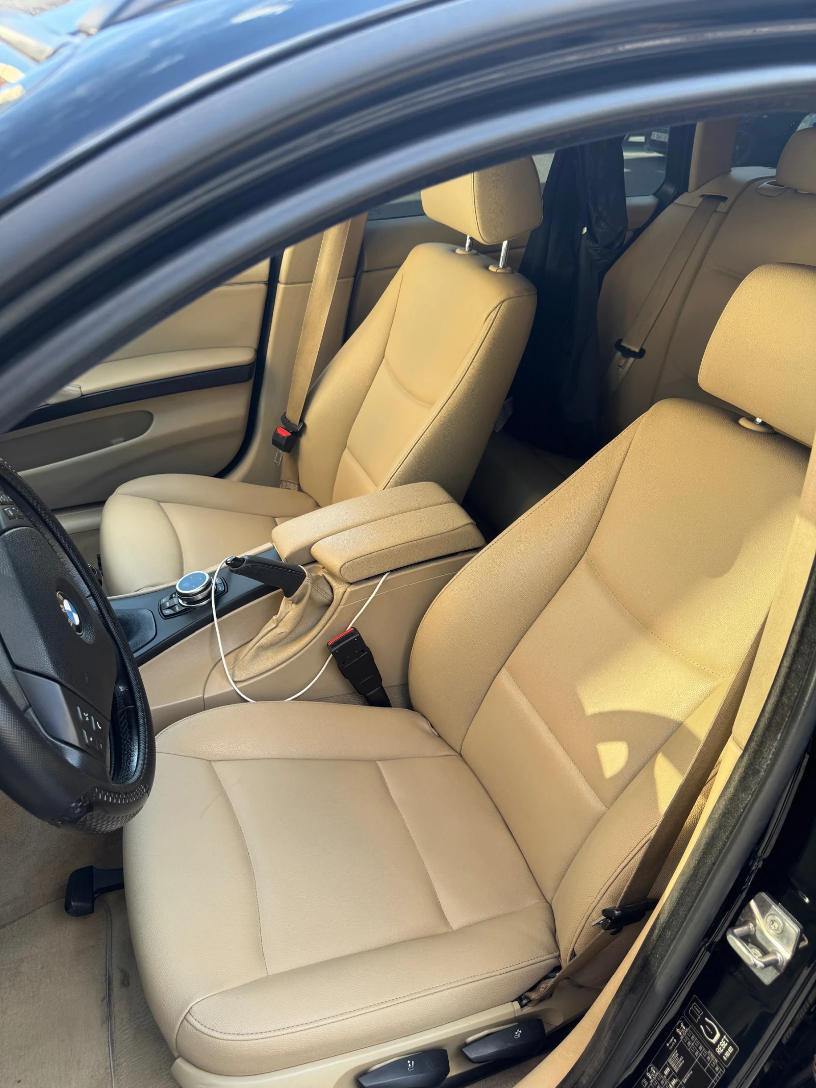 BMW 320, снимка 6 - Автомобили и джипове - 56262799
