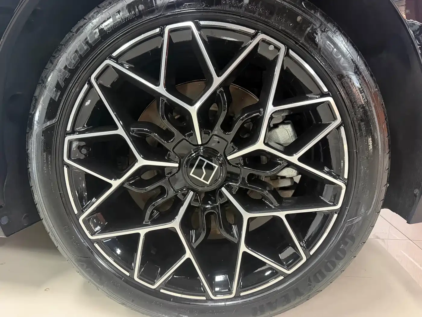 Zeekr 001 YOU EDITION | 100kWh AWD | 789hp | Mobile.bg � ����������� 13