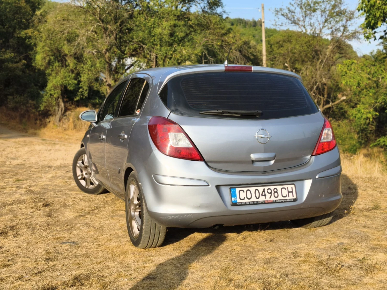 Opel Corsa D, снимка 3 - Автомобили и джипове - 56459097