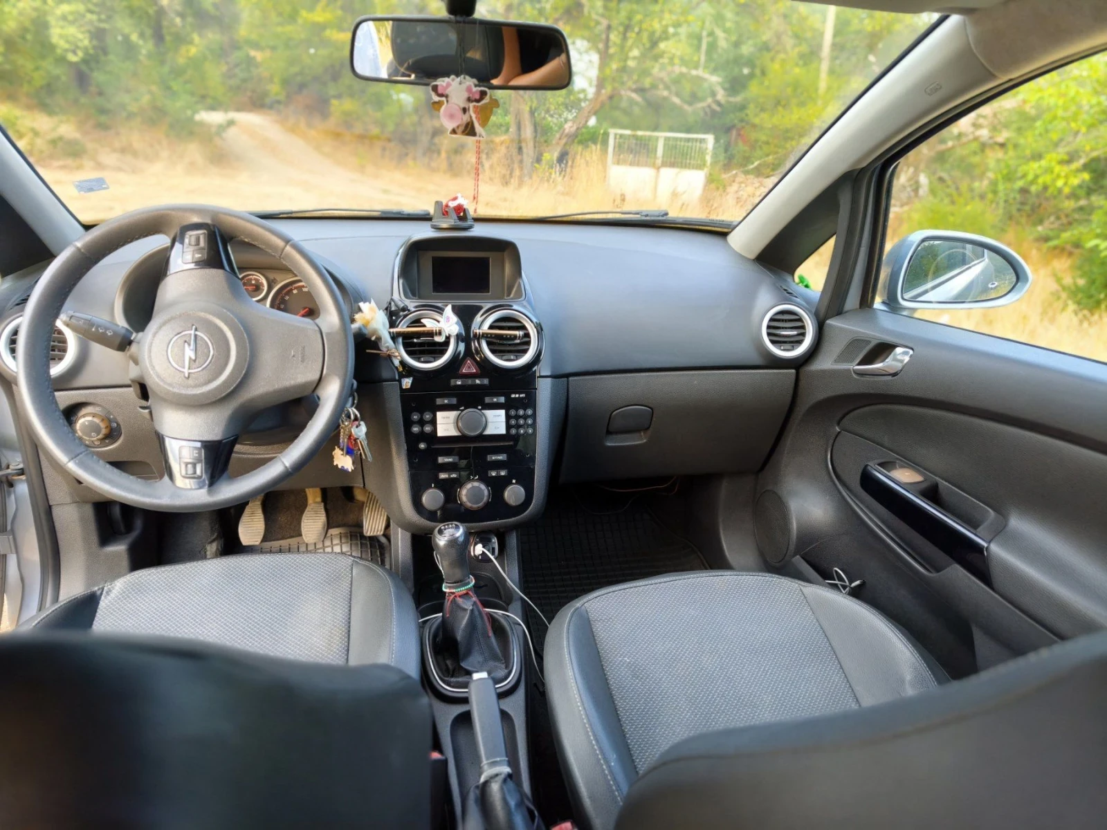 Opel Corsa D, снимка 9 - Автомобили и джипове - 56459097