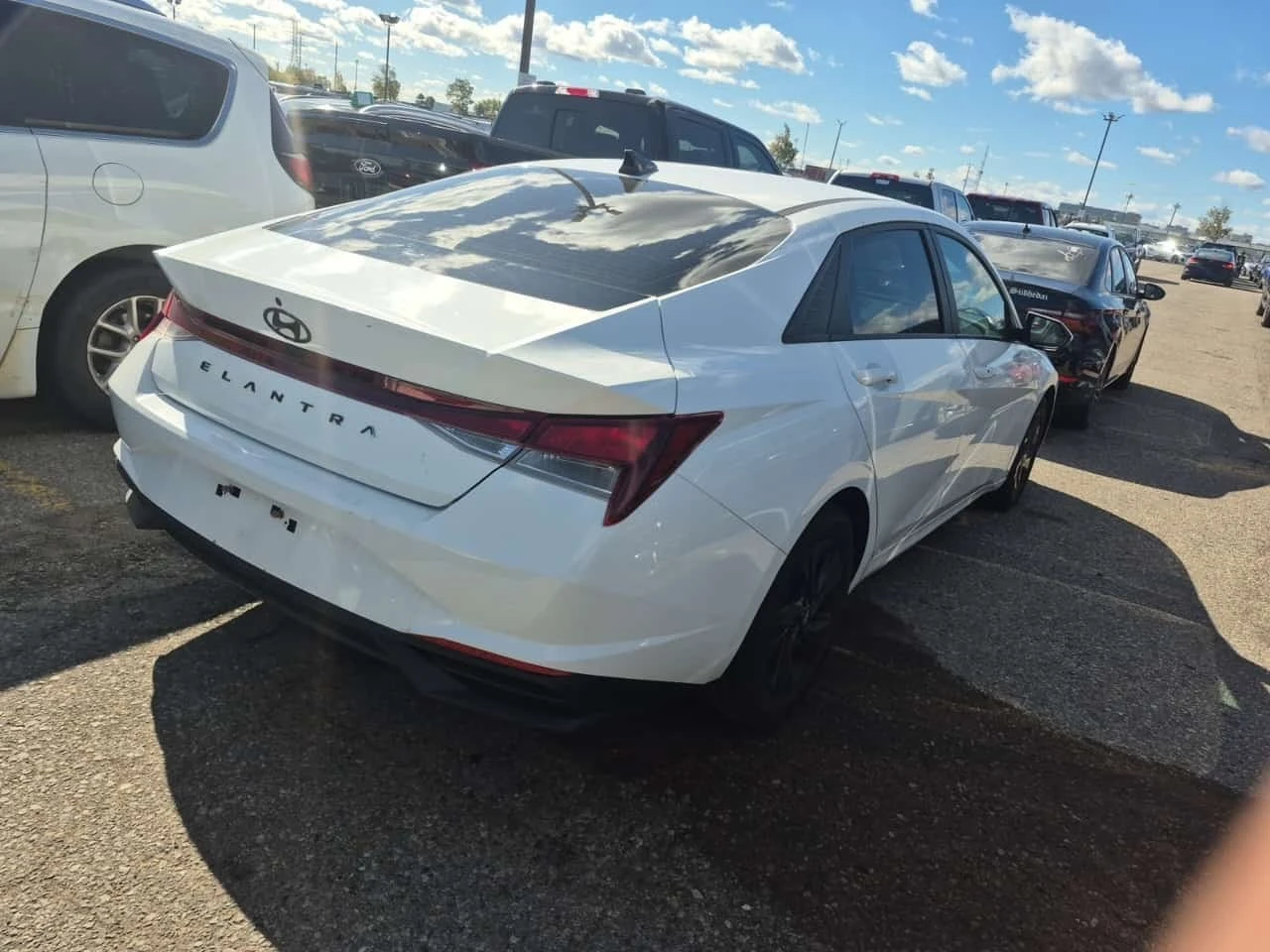 Hyundai Elantra * Ivt W/sun & Tech Package Preferred * CARFAX *  | Mobile.bg � ����������� 3