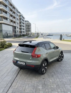 Volvo XC40 82 KW Long Range Ultimate , снимка 2