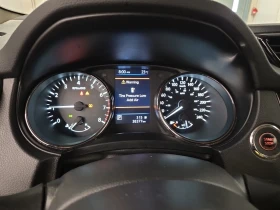 Nissan Qashqai SV FWD * * CARFAX * * АВТО КРЕДИТ * * , снимка 9