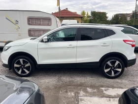 Nissan Qashqai 1.6DIG-T EURO 6/ПАНОРАМА/360* КАМЕРА/Нави/KEY LESS, снимка 2