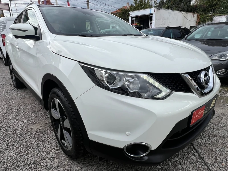 Nissan Qashqai 1.6DIG-T EURO 6/ПАНОРАМА/360* КАМЕРА/Нави/KEY LESS, снимка 7 - Автомобили и джипове - 47522970