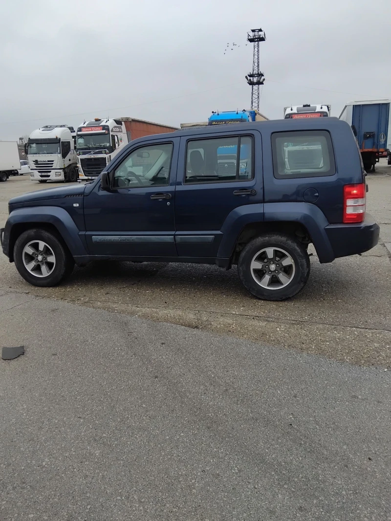 Jeep Cherokee KK 2.8 CRD, снимка 6 - Автомобили и джипове - 48554874