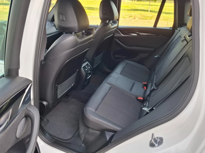 BMW X3 2.0X-drive Navi Кожа, снимка 8 - Автомобили и джипове - 50914030