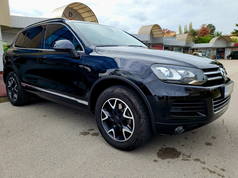 VW Touareg 3.0 TDI, снимка 7 - Автомобили и джипове - 52093451