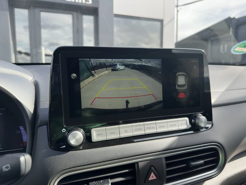 Hyundai Kona 64KWh/PREMIUM/SOH100%/BLUELINK/HEADUP/KRELL, снимка 12 - Автомобили и джипове - 52440209