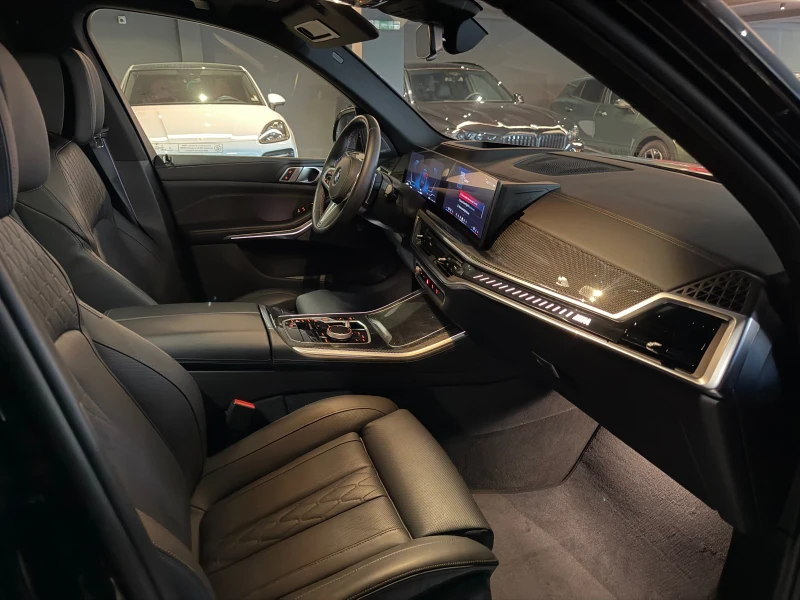 BMW X5 M60i xDrive, снимка 16 - Автомобили и джипове - 52489002