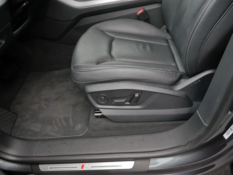 Audi Q8 50TDI* DISTR* PANO* HUD* 360CAM* S-LINE* KEYLESS* , снимка 7 - Автомобили и джипове - 53370120