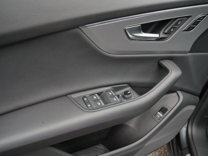 Audi Q8 50TDI* DISTR* PANO* HUD* 360CAM* S-LINE* KEYLESS* , снимка 6 - Автомобили и джипове - 53370120