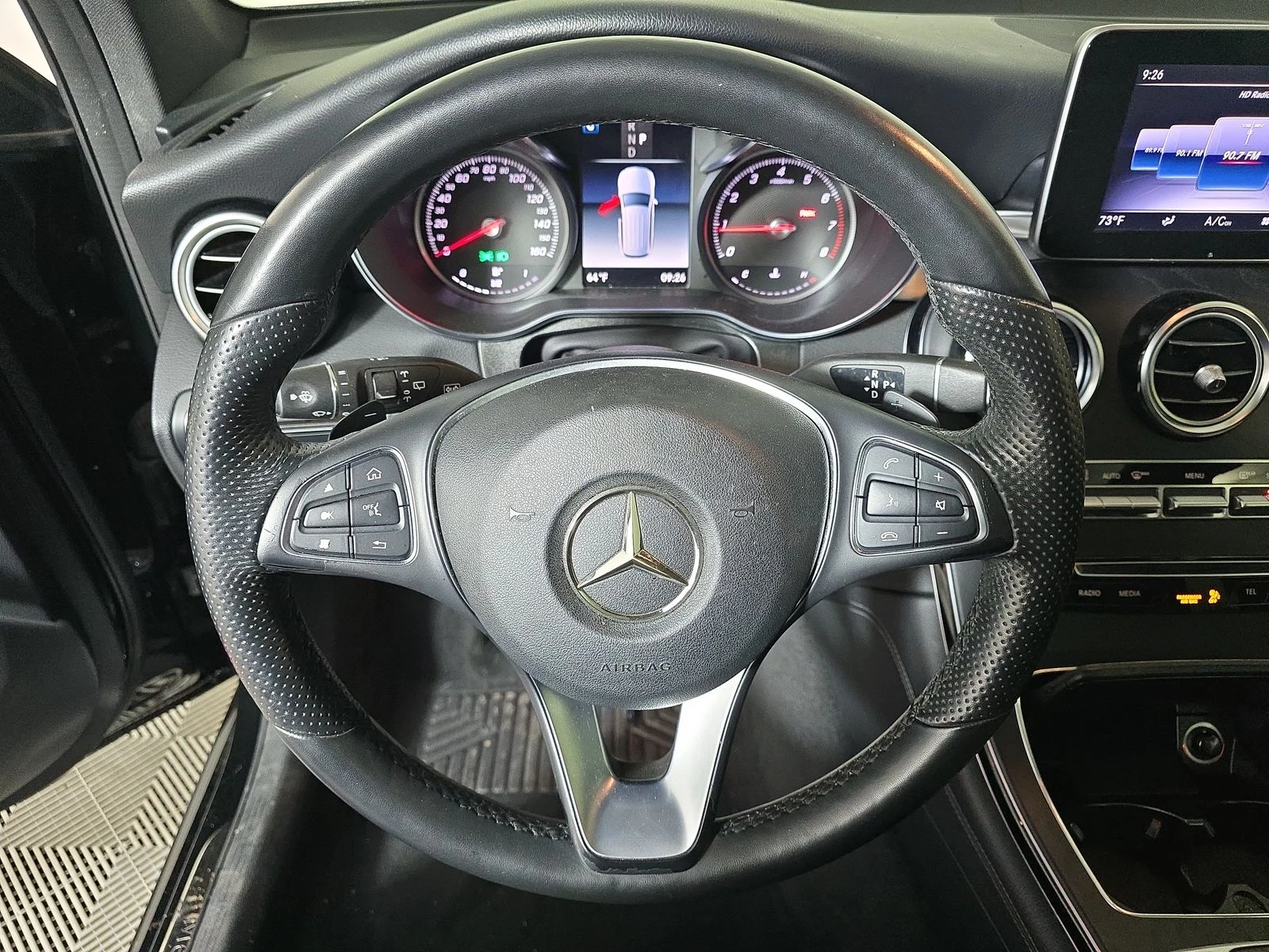Mercedes-Benz GLC 300 ALL BLACK* AMG-Pack* 4MATIC* FULL LED* Подгрев* Па - изображение 6