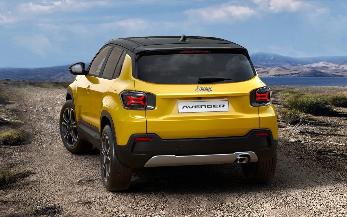 Jeep Avenger SUMMIT 1.2 e-Hybrid 48V Petrol 110 hp 6-DCT - изображение 2