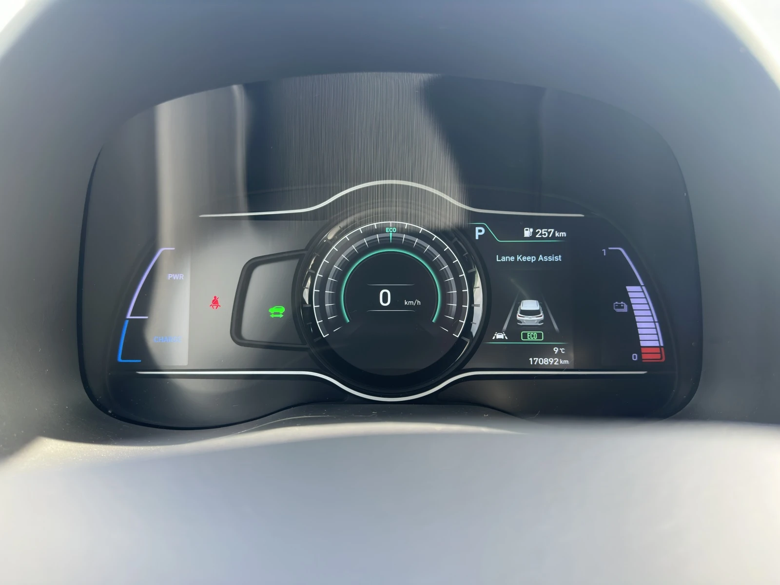 Hyundai Kona 64KWh/PREMIUM/SOH100%/BLUELINK/HEADUP/KRELL - изображение 10