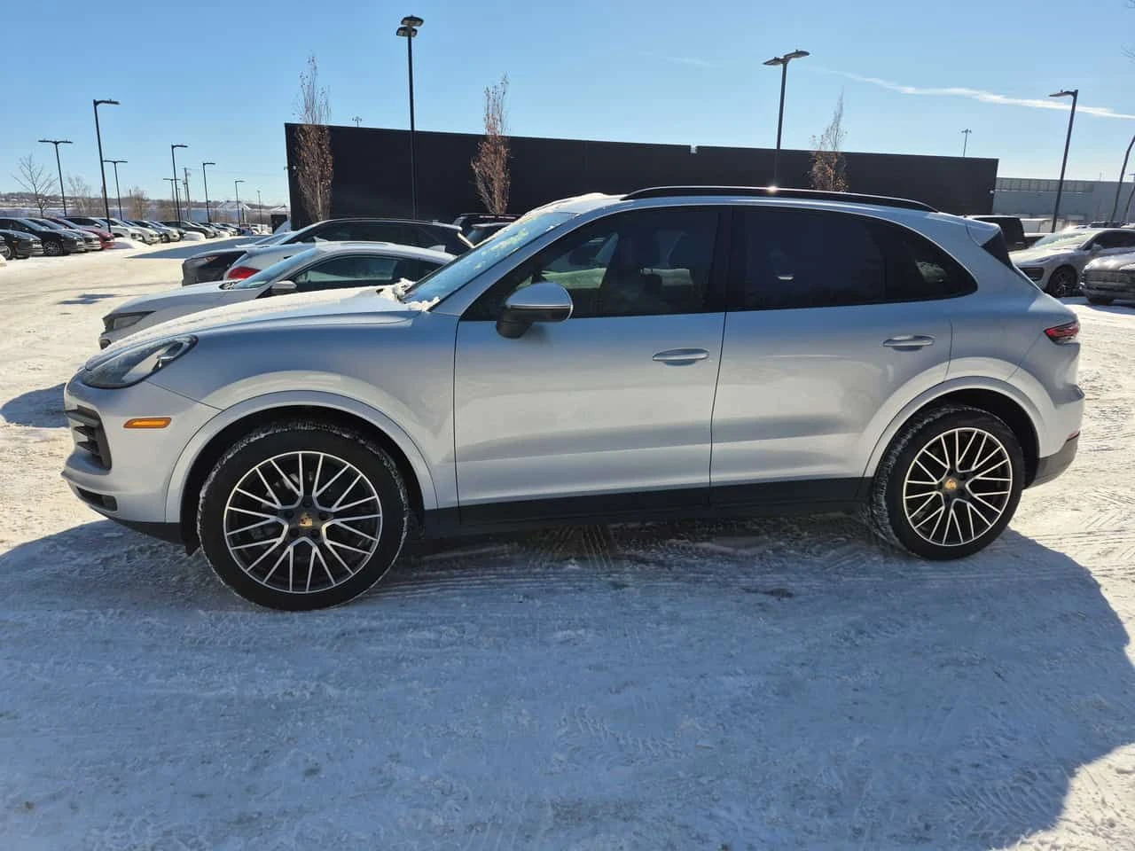 Porsche Cayenne   AWD | 360 | CARFAX | БЕЗ ИНЦИДЕНТИ - изображение 2