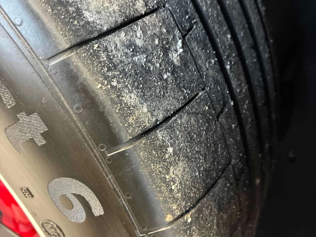 Mercedes-Benz GLE 53 4MATIC * AMG * ДИСТРОНИК * 360 * BURMESTER * ОБДУХВАНЕ * , снимка 14 - Автомобили и джипове - 53891746