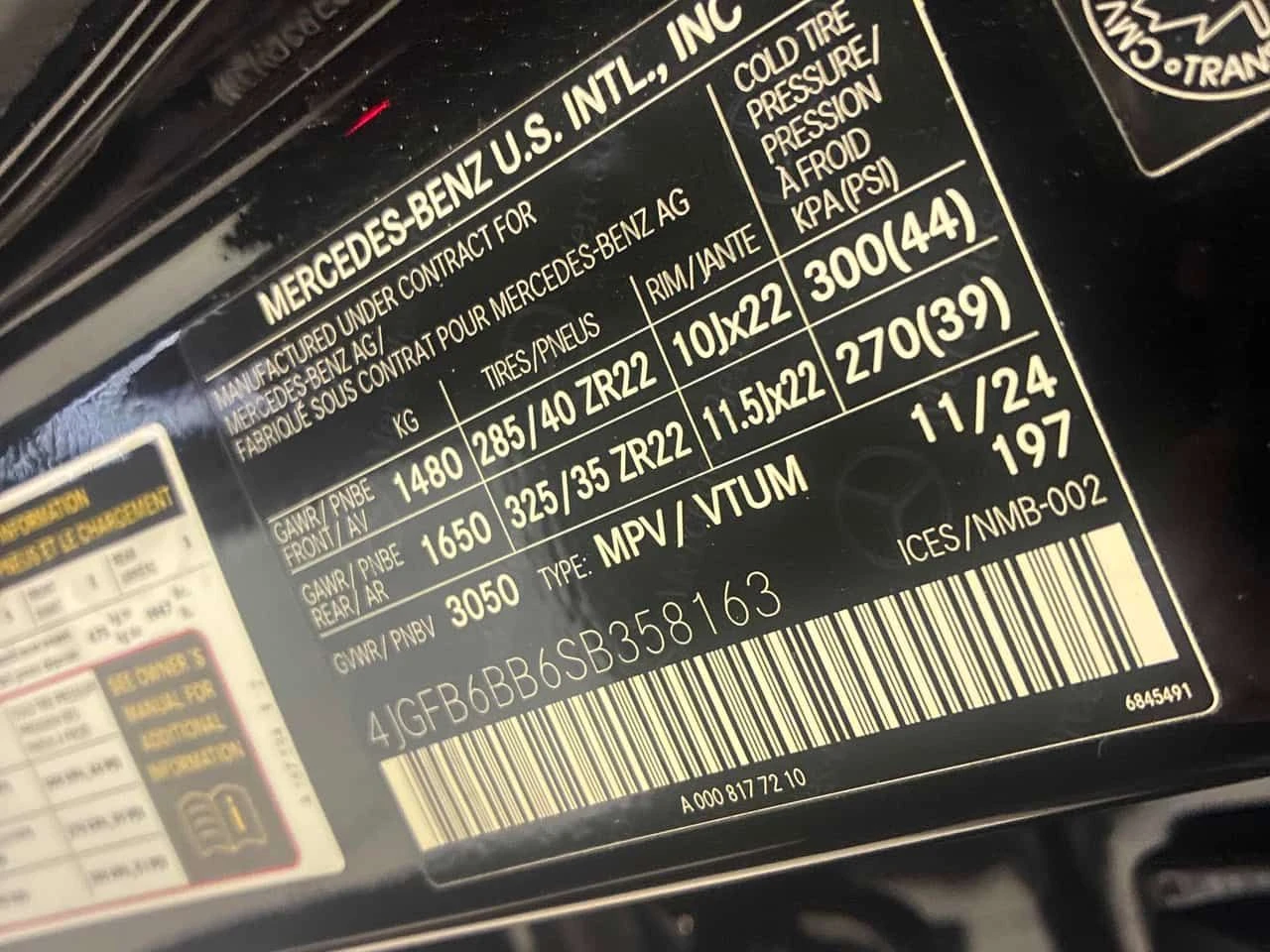 Mercedes-Benz GLE 53 4MATIC * AMG * ДИСТРОНИК * 360 * BURMESTER * ОБДУХВАНЕ * , снимка 10 - Автомобили и джипове - 53891746