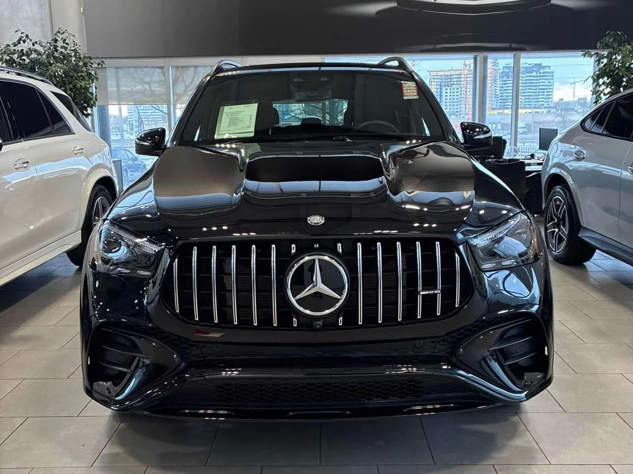 Mercedes-Benz GLE 53 4MATIC * AMG * ДИСТРОНИК * 360 * BURMESTER * ОБДУХВАНЕ * , снимка 6 - Автомобили и джипове - 53891746