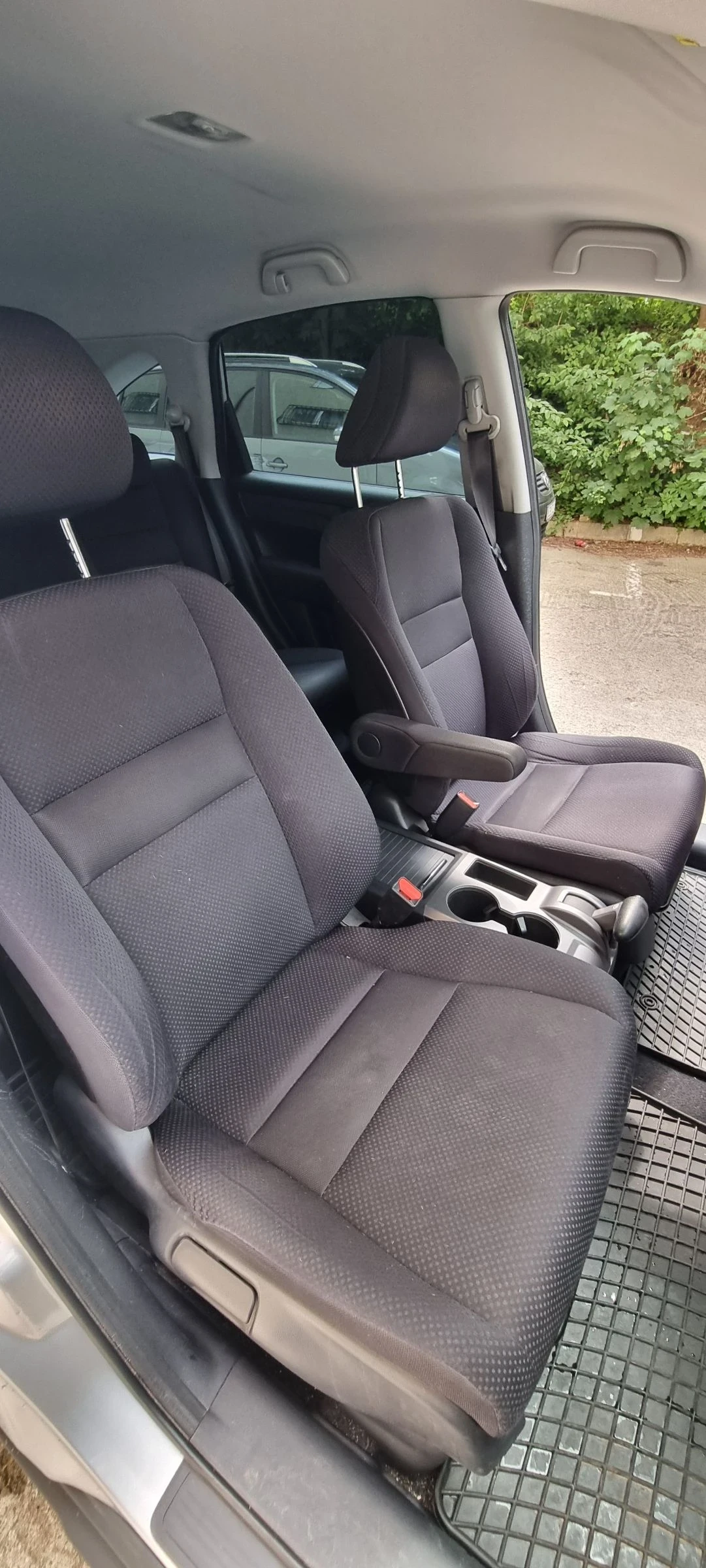 Honda Cr-v 2.0i, снимка 10 - Автомобили и джипове - 54466152