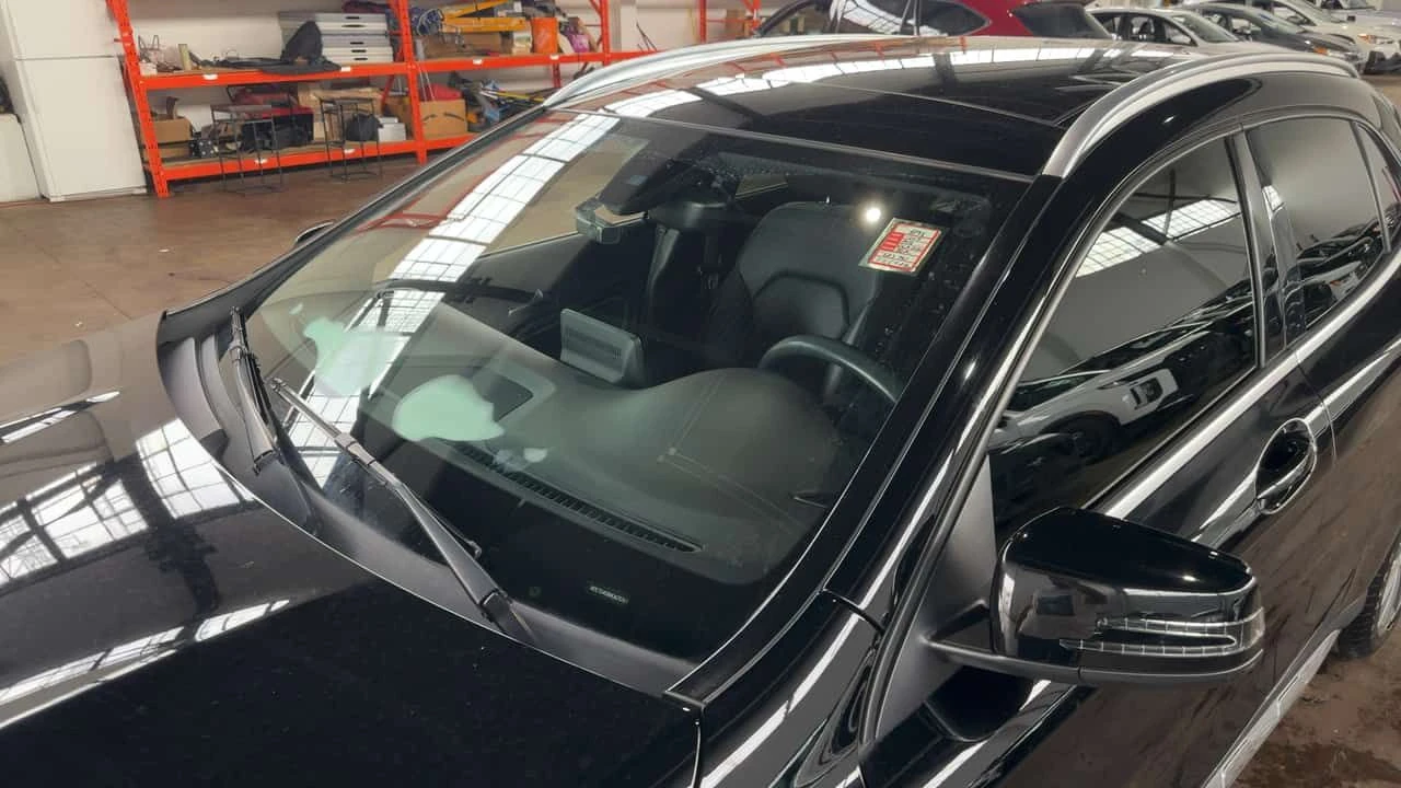 Mercedes-Benz GLA 250 ПОДГРЕВИ * ПАНО * KEYLESS * CARFAX, снимка 13 - Автомобили и джипове - 54918305