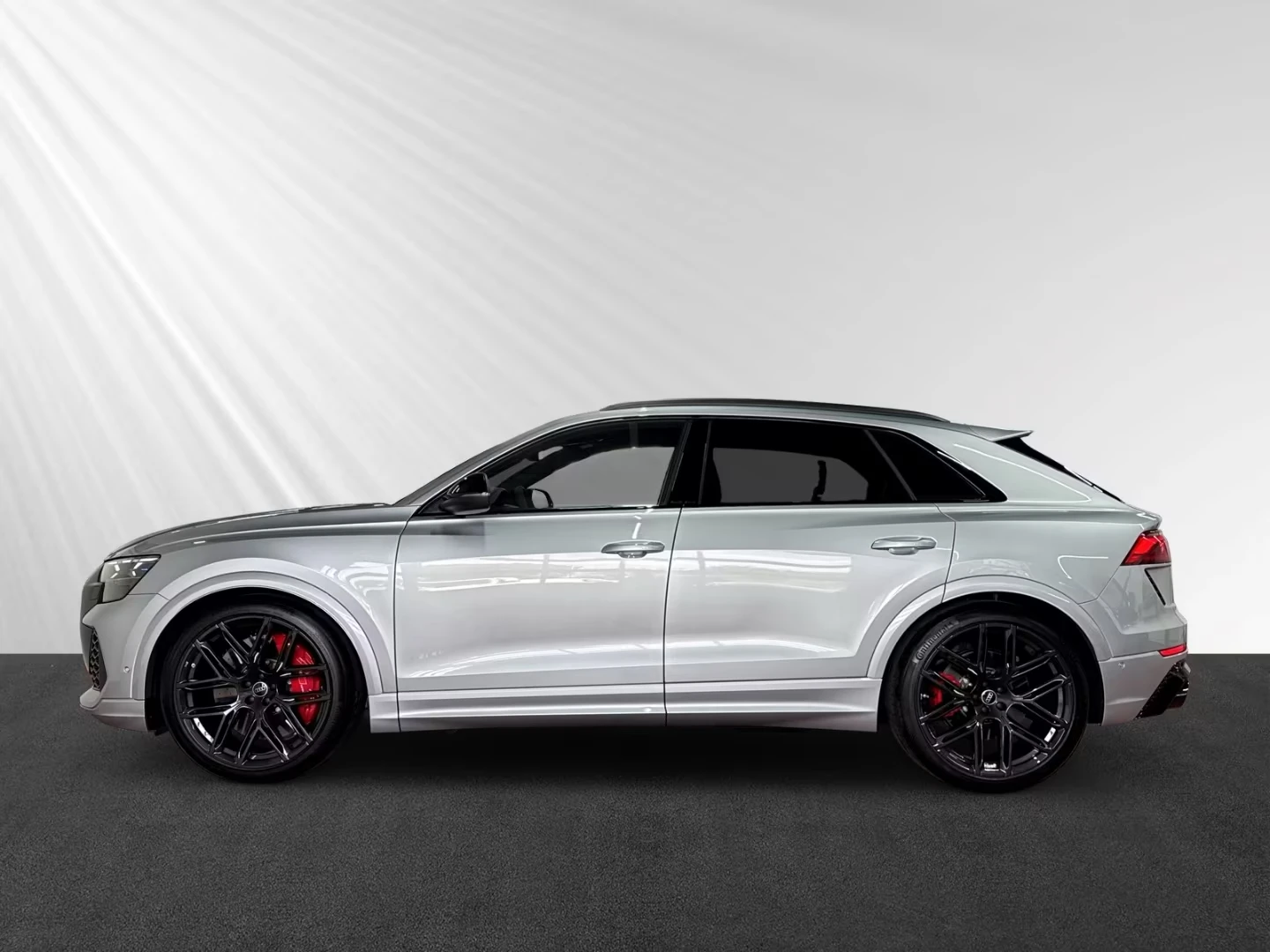 Audi RSQ8 PERFORMANCE / CERAMIC / B&O / MATRIX / PANO / HUD , снимка 3 - Автомобили и джипове - 55499027